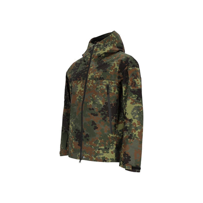 Adversary Force AB Waterproof Jacket Alpha in 5FTD Camouflage mit Kapuze, wasserdichten Reißverschlüssen und Klett