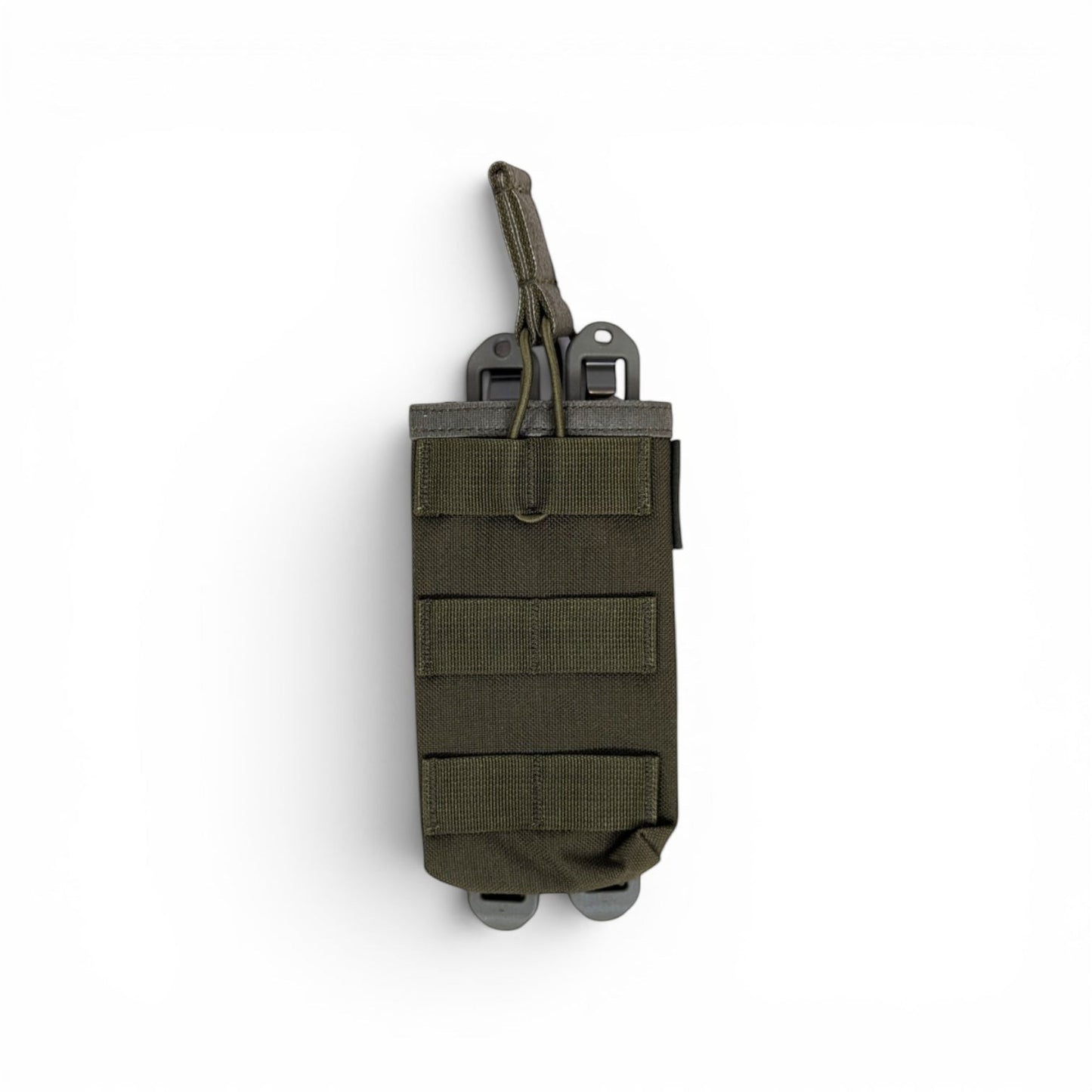Adversary Force Blackhawk Single M4 Mag Pouch in oliv aus robustem Nylon mit Speed Clips für MOLLE-System