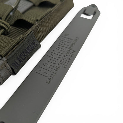 Adversary Force Blackhawk Magazintasche in Oliv aus Nylon mit Speed Clip Befestigungssystem für M4 Magazine