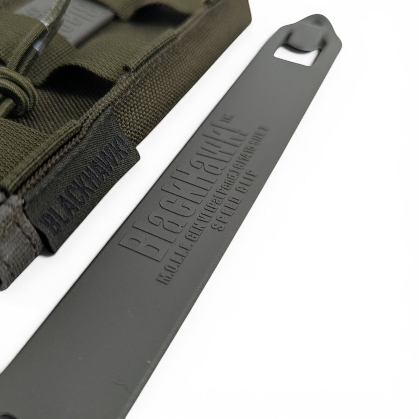 Adversary Force Blackhawk Speed Clip in olivgrün zur Befestigung von Ausrüstung an MOLLE-Systemen
