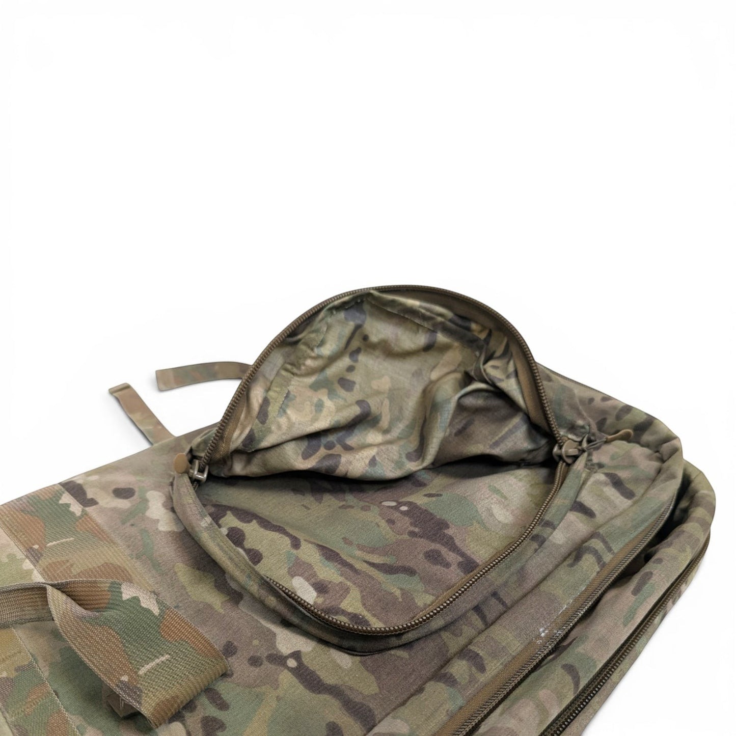 Adversary Force Velocity system Gewehrtasche in MultiCam Nylon mit offener Fronttasche und robusten Reißverschlüssen