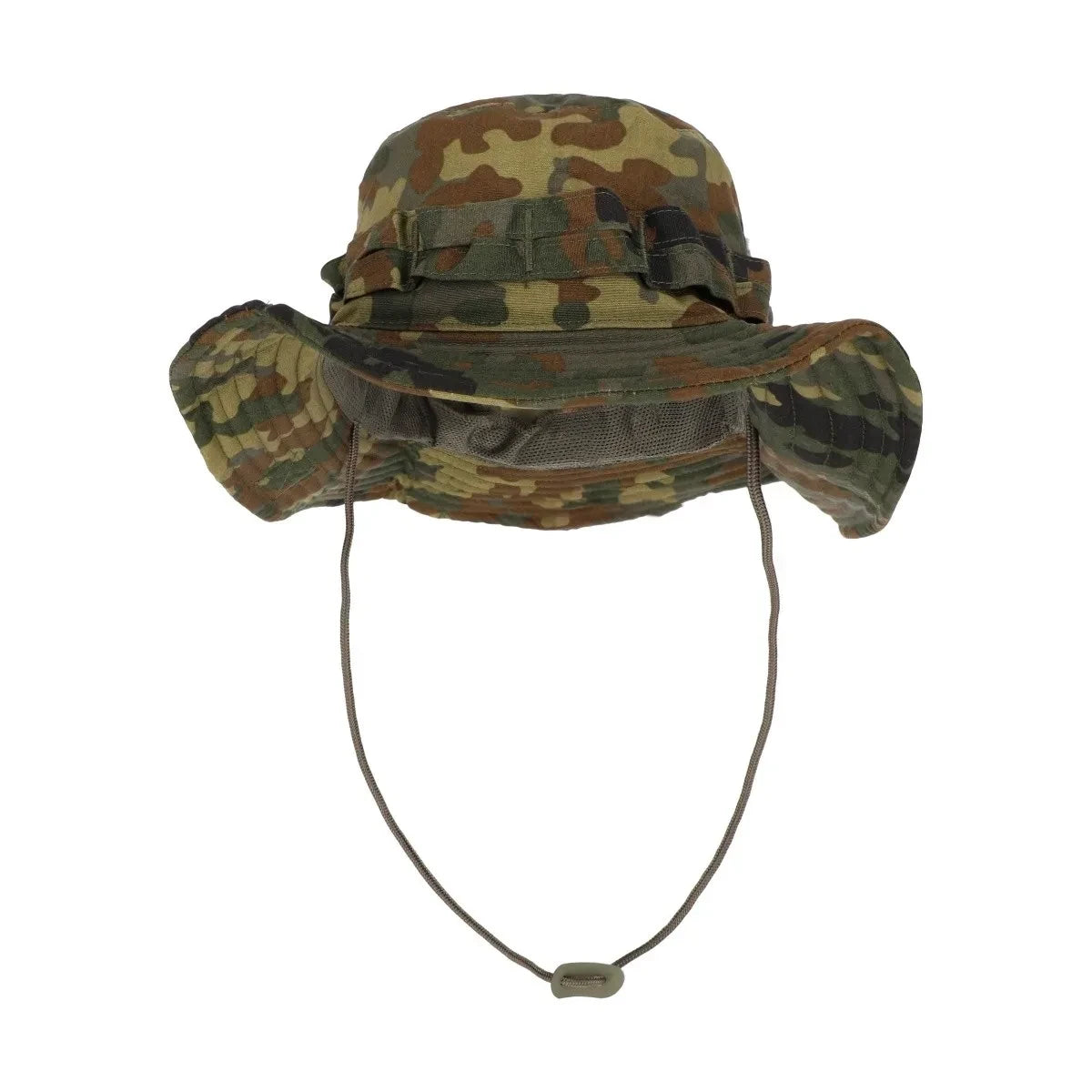 Adversary Force AB Kabano Boonie IRR in Flecktarn mit formbarer Krempe, Micro MOLLE System und verstellbarem Kinnband.