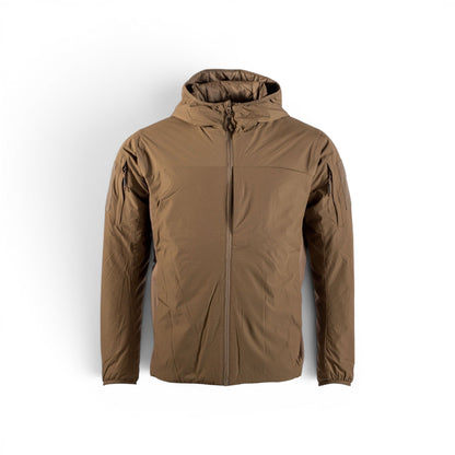 Adversary Force Kapuzenjacke "Insulated" Level 4 in Braun, multifunktionale Isolationsjacke mit PrimaLoft®-Füllung, wasserabweisend und atmungsaktiv.