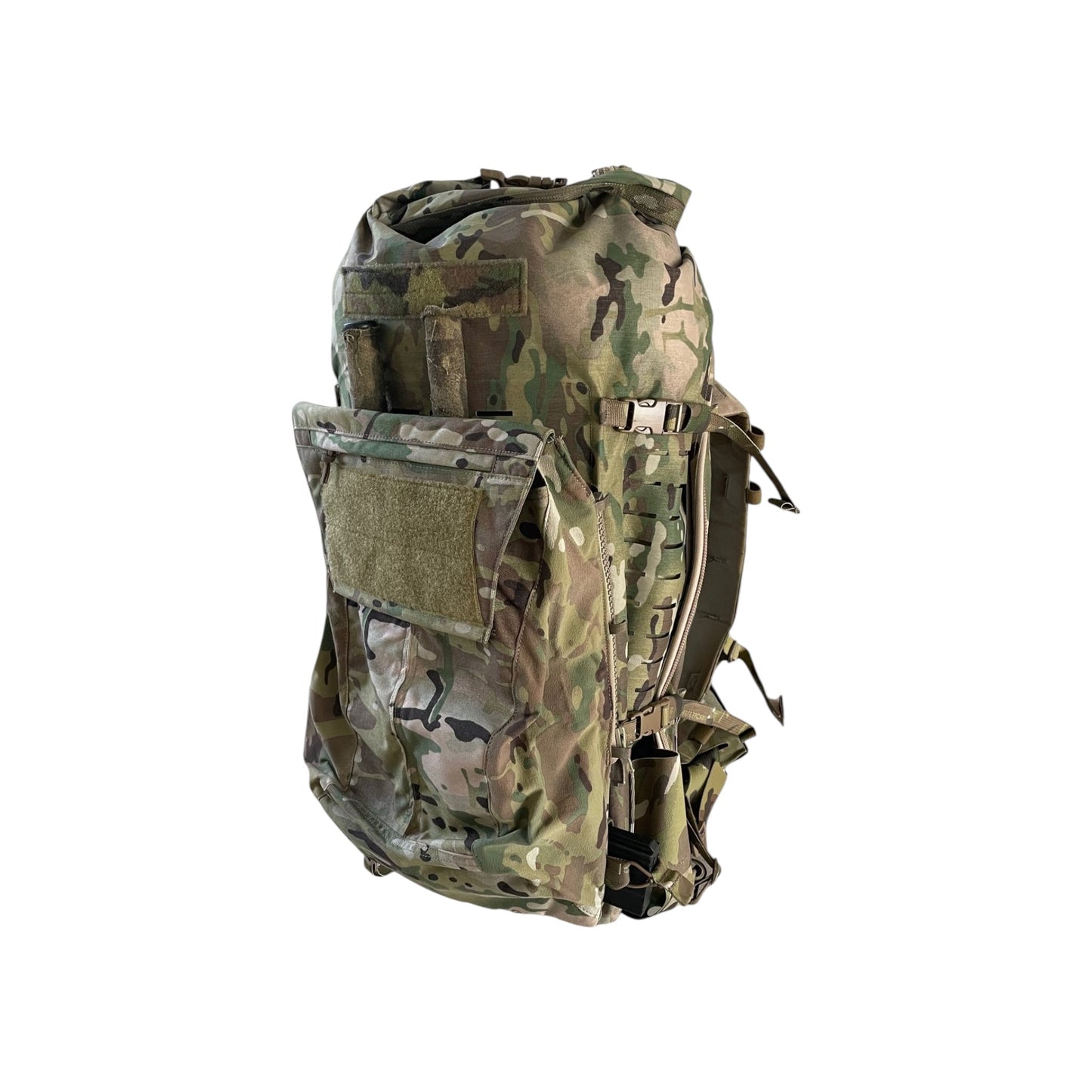 Adversary Force L4 3DAP Roll-Top Assault Pack in Multicam mit MOLLE-System und X-Pac Material