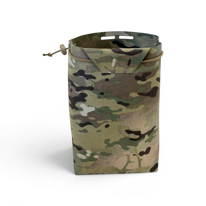 Adversary Force L4 Bucket Dump Pouch in Multicam Tarnmuster mit formstabiler Konstruktion für taktische Ausrüstung