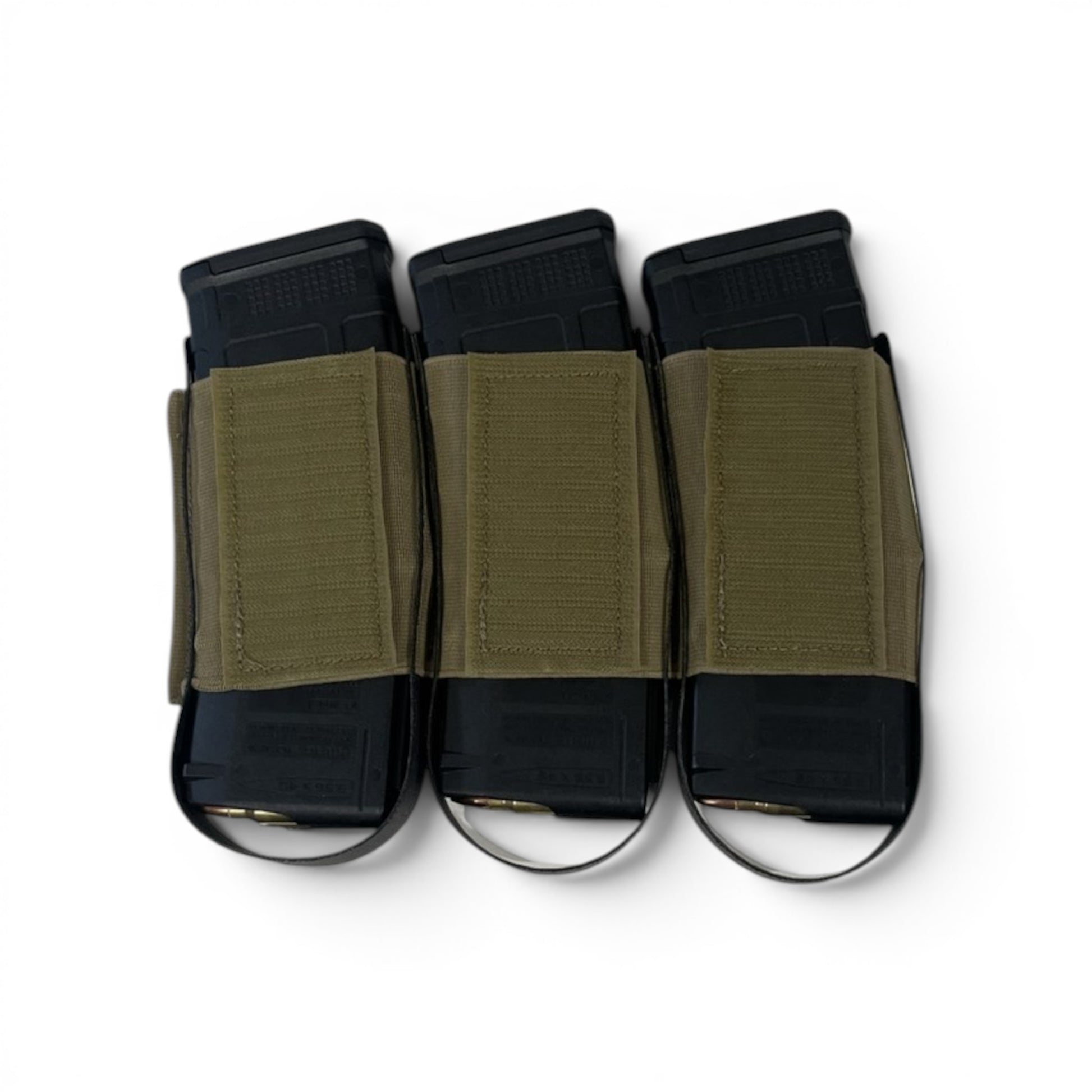 Adversary Force L4 elastischer Magazin-Einsatz in Olivgrün für drei Gewehrmagazine mit elastischen Haltebändern