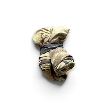 Adversary Force L4 Packable Utility Pouch in Multicam, kompakt zusammengerollt zur Organisation im Rucksack.