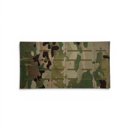 Adversary Force L4 PUZZLE Klettmodul in Multicam mit 6 Spalten MOLLE-Hakenklettfläche für taktische Ausrüstung.