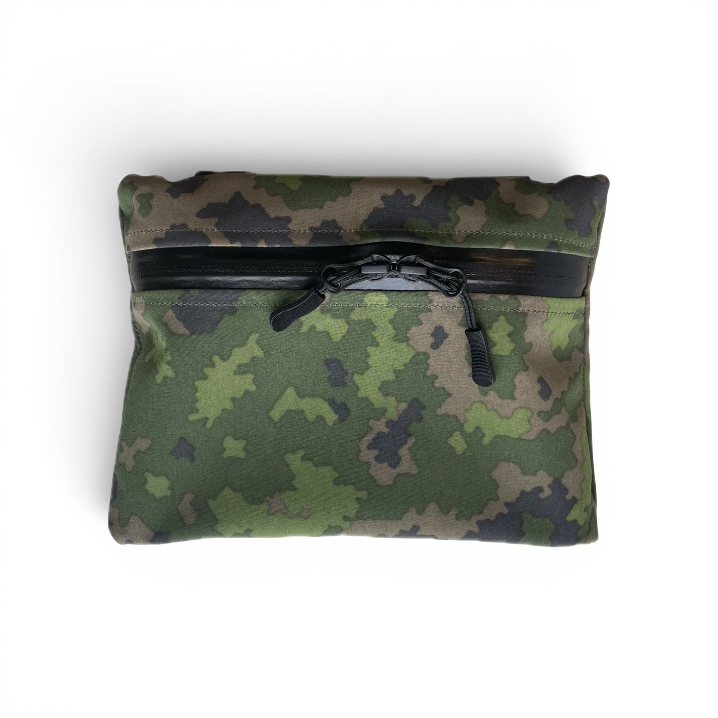 Adversary Force L4 XXS GP Mehrzwecktasche in M05 Tarnmuster mit Reißverschluss und MOLLE-Befestigung