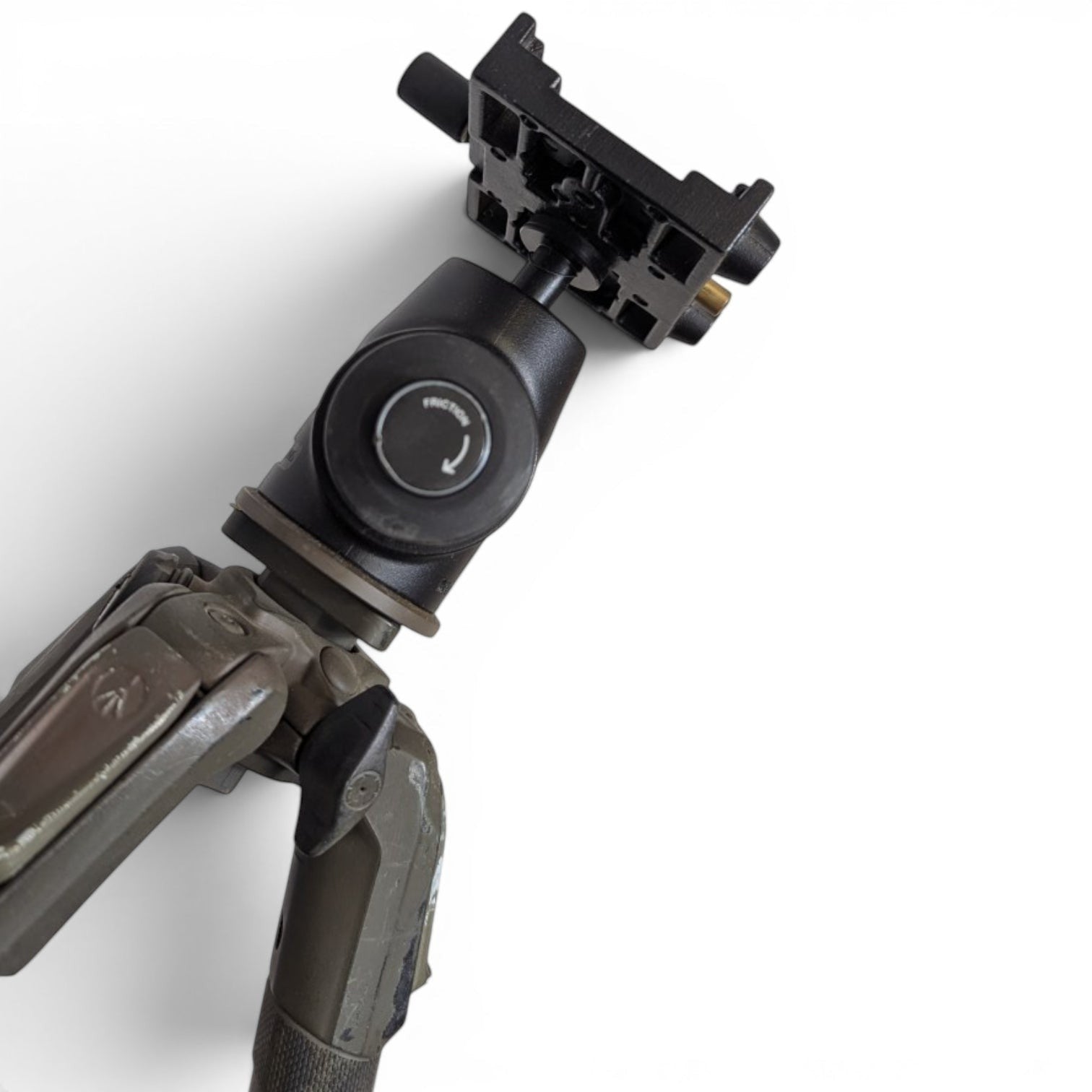 Adversary Force Manfrotto Low-Level Profi-Stativ in Oliv mit robustem Magnesium-Kugelkopf für maximale Stabilität