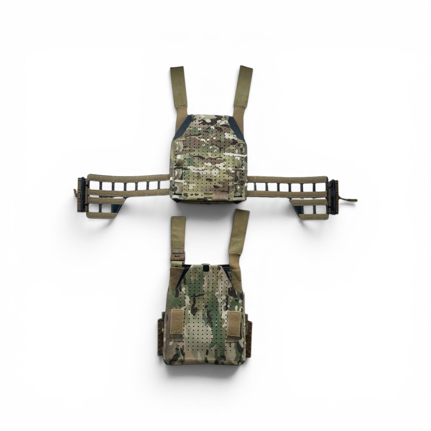 Adversary Force Maritime L4PC Plattenträger in Multicam mit Laser-Cut-Design, modularem Cummerbund und Evac-Mechanismus