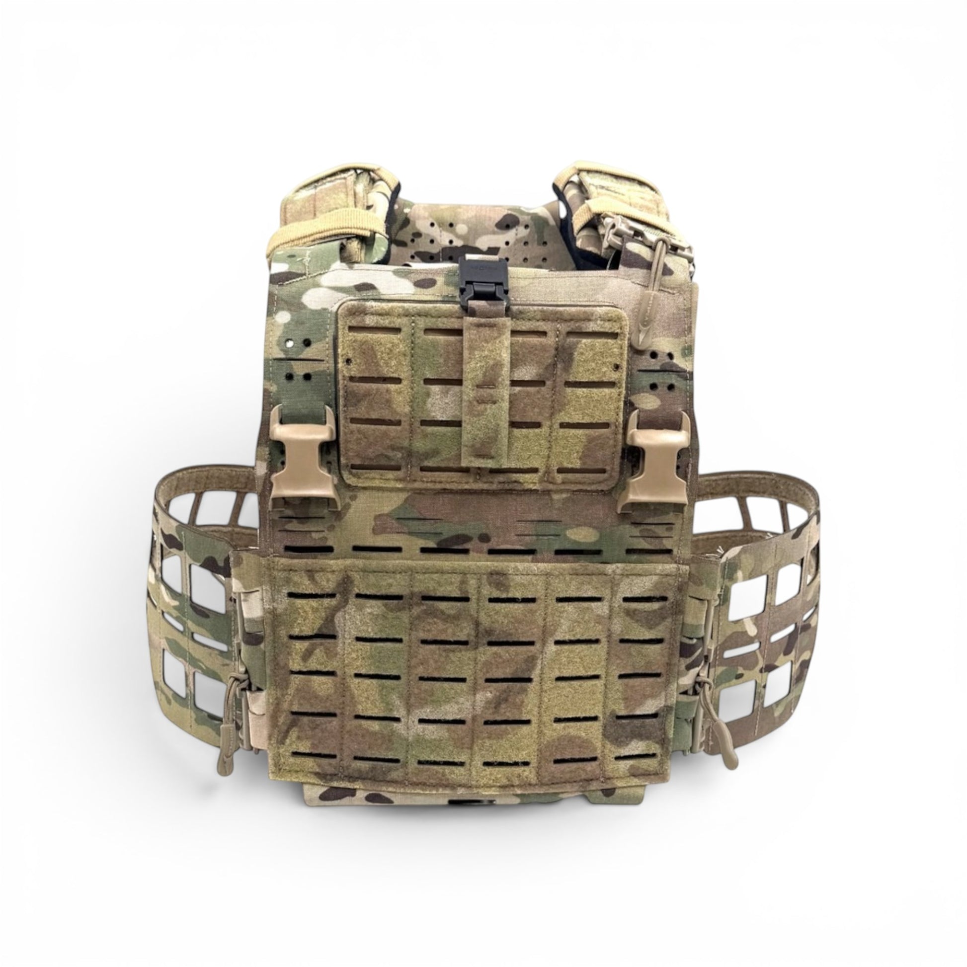 Adversary Force Maritime L4PC Plattenträger in Multicam mit Laser-Cut-MOLLE, EUD-Mount und strukturellem Kummerbund