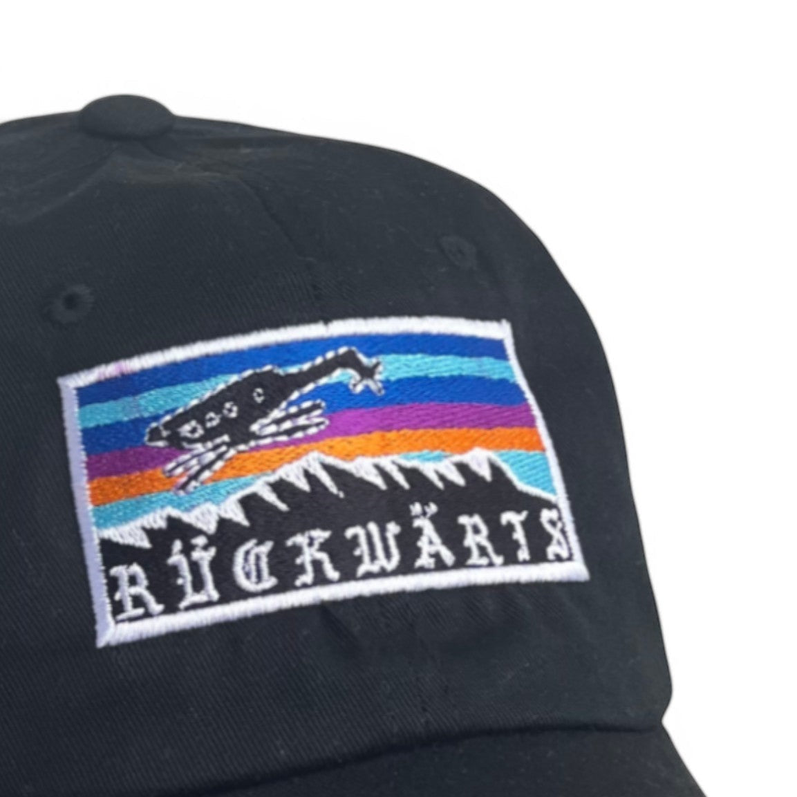 Schwarze Baumwoll-Twill Dadcap von Adversary Force mit gesticktem Logo und verstellbarem Verschluss.