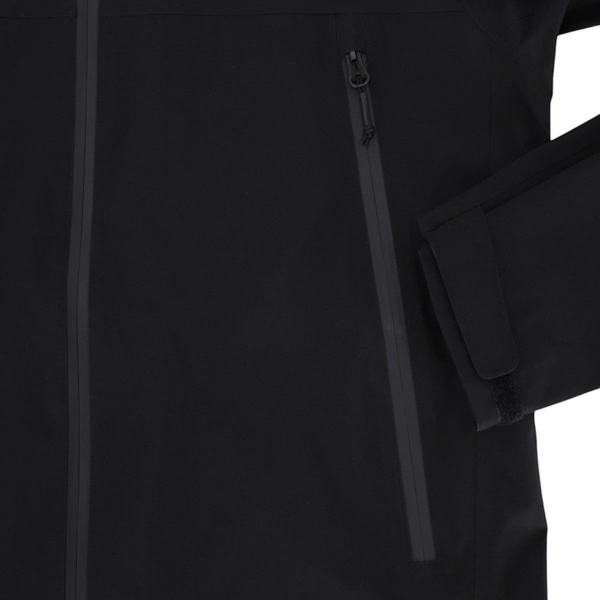 Schwarze Adversary Force Waterproof Jacket Alpha mit wasserdichtem Reißverschluss und verstellbarem Ärmelabschluss