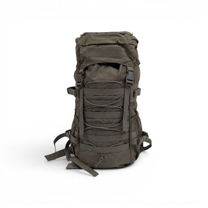 Adversary Force olivgrüner Bundeswehr Daypack von Tatonka aus robustem Cordura mit MOLLE-System und 30 Litern Volumen