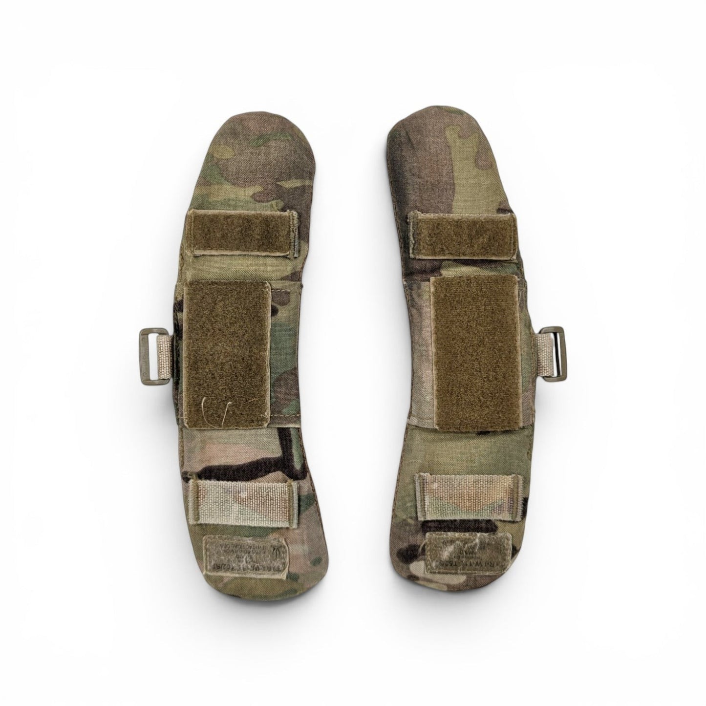 Adversary Force TYR Tactical Schulterpolster in MultiCam aus robustem Cordura mit Klettverschluss und ergonomischer Form